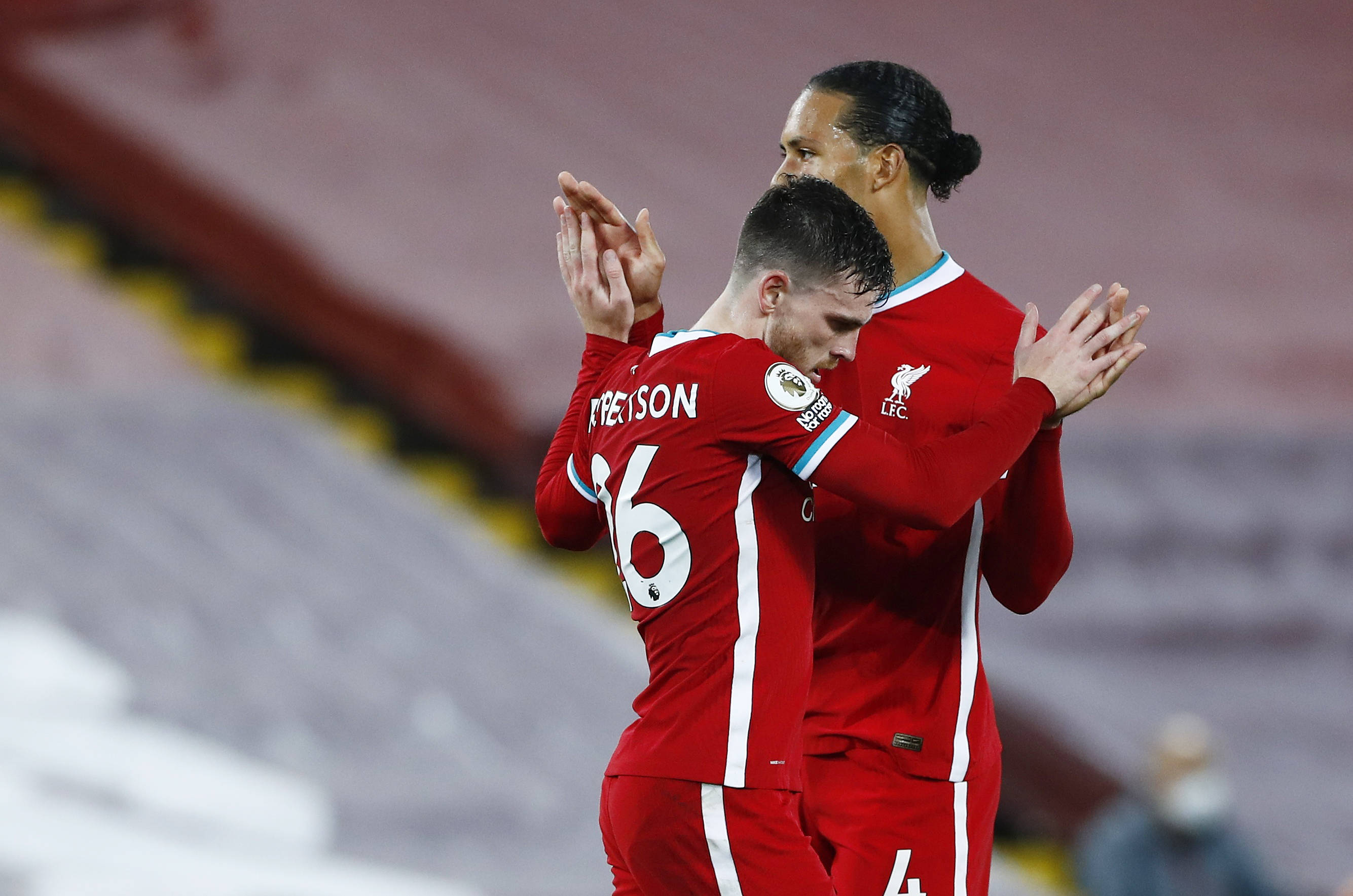 他曾在一次 他曾在一次